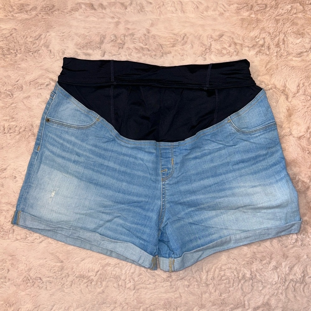 Size 14 midi short • Isabel maternity